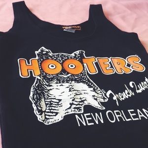Hooters tank